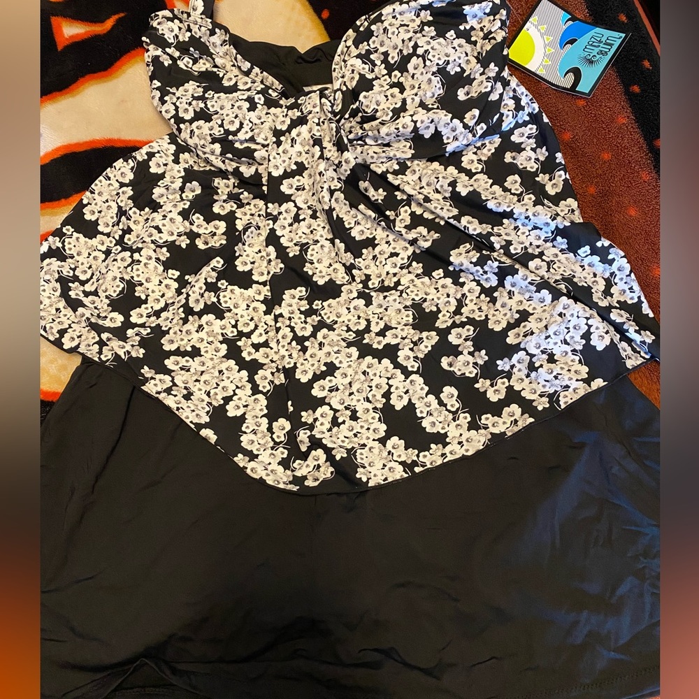 Plus size two piece bathing suit; new with tags.
